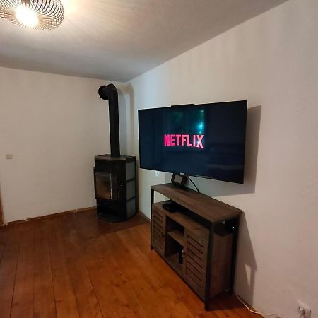 Gemuetliche Ferienwohnung Mit Kamin Und Garten Гармиш-Партенкирхен Екстериор снимка